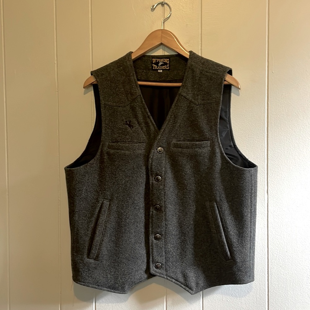 Wyoming Traders Wool Vest, Charcoal